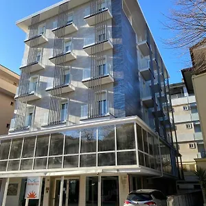 *** Hotel Vernel Italia