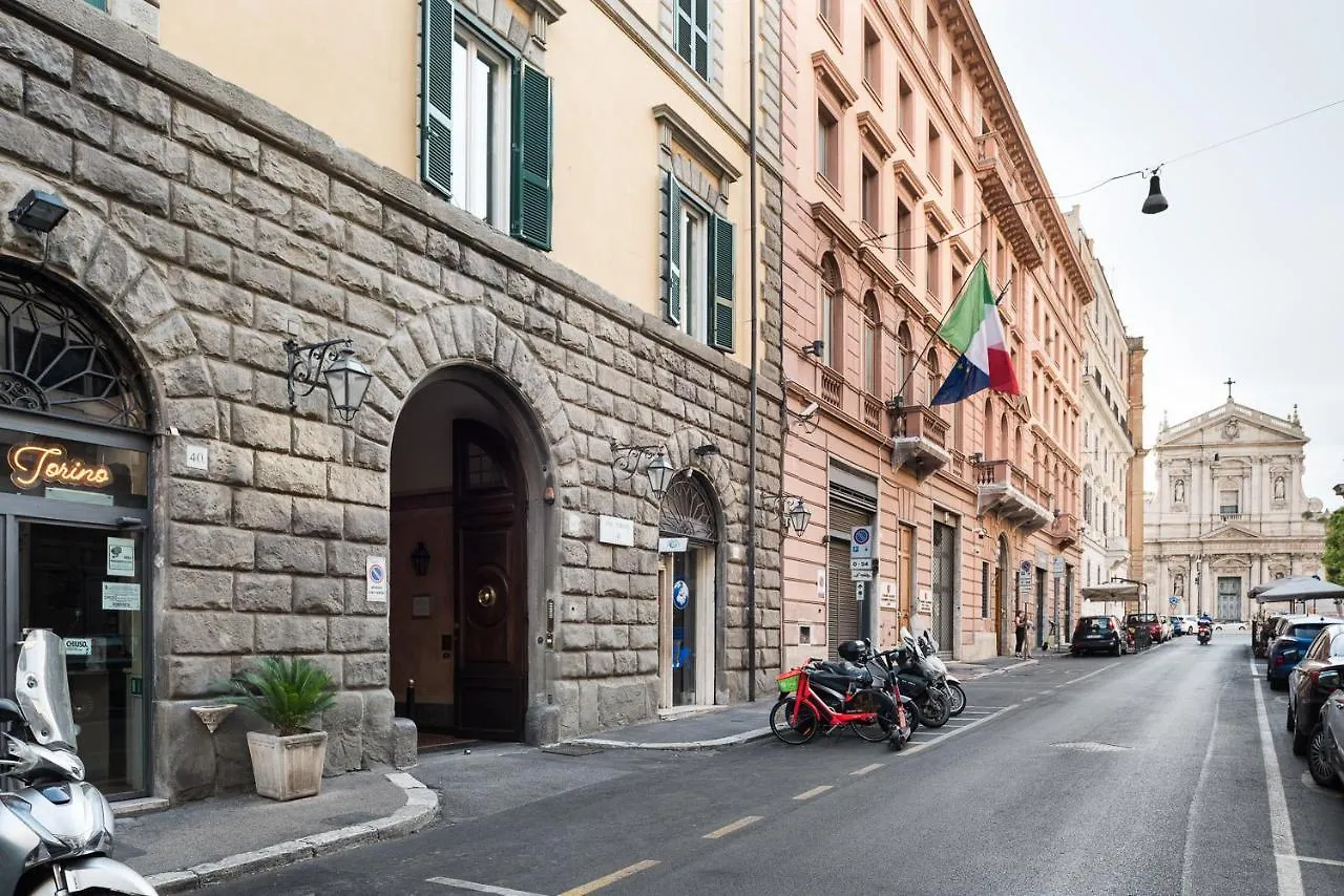 At 41 Hotel Rome 0*,